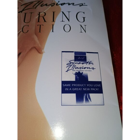 Hanes Smooth Illusions Contouring Leg Pantyhose Medium Style 637 Sand Color - Picture 4 of 7